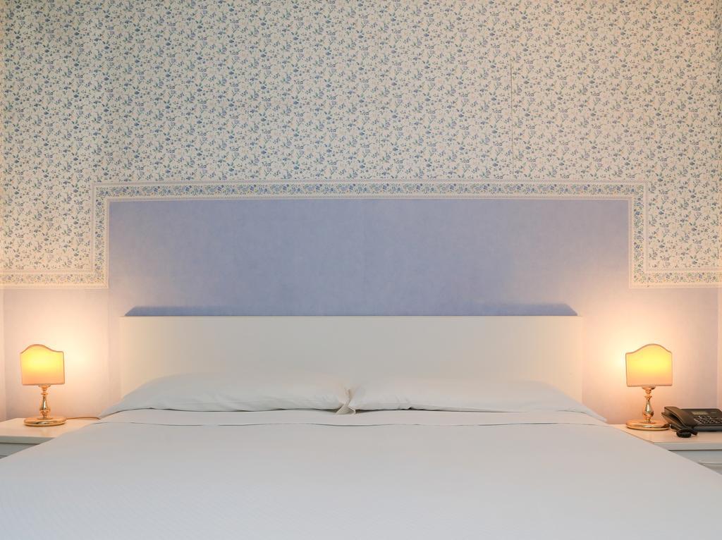 Hotel Loreley Serrara Fontana Room photo
